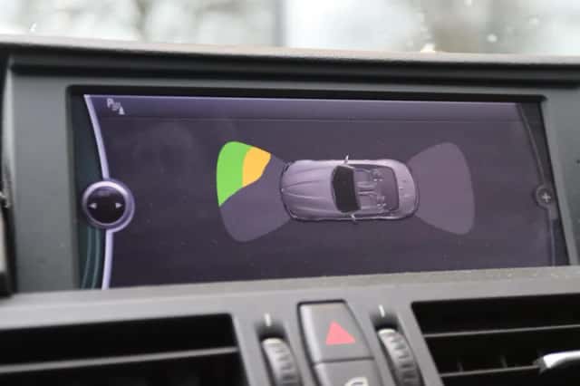 BMW Z4 (2009) thumbnail 26