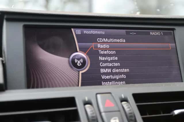 BMW Z4 (2009) thumbnail 39