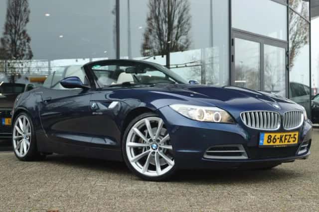 BMW Z4 (2009) thumbnail 8