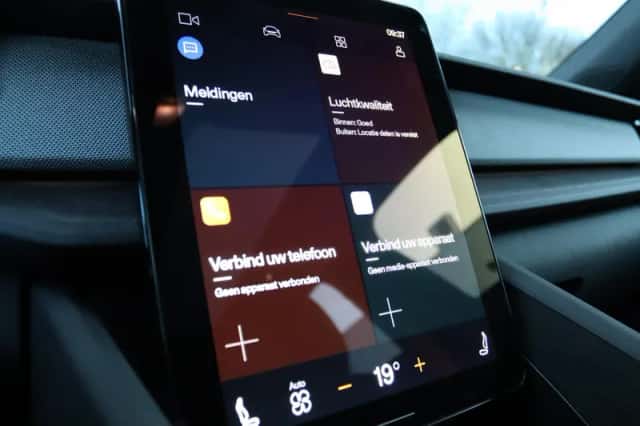 Polestar 2 (2022) thumbnail 35