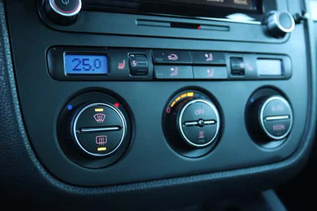 Volkswagen Golf (2006) thumbnail 26