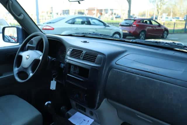 Nissan Patrol (2004) thumbnail 3