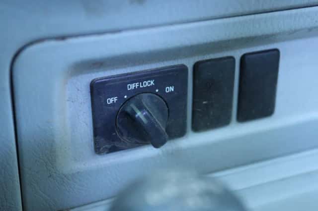 Nissan Patrol (2004) thumbnail 21