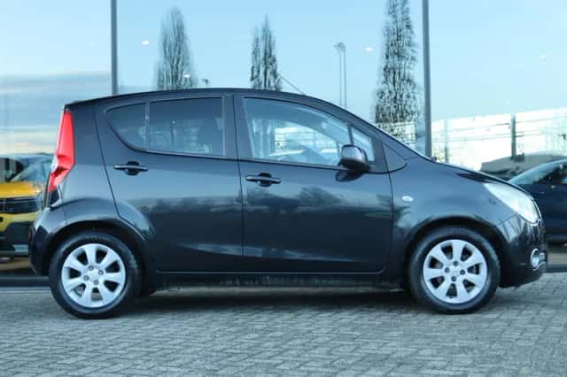 Opel Agila (2008) thumbnail 7