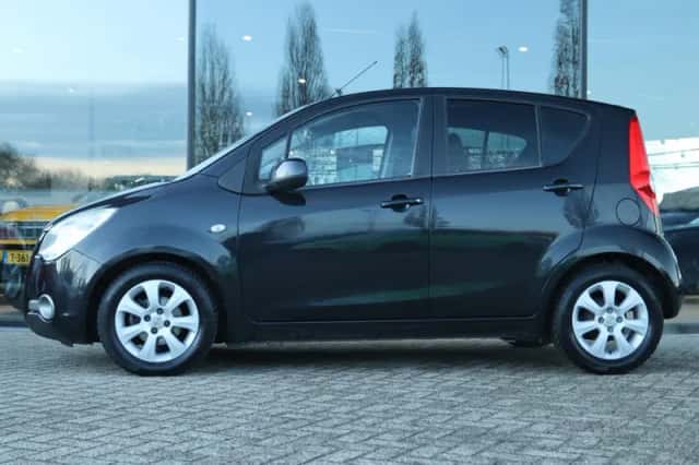 Opel Agila (2008) thumbnail 10