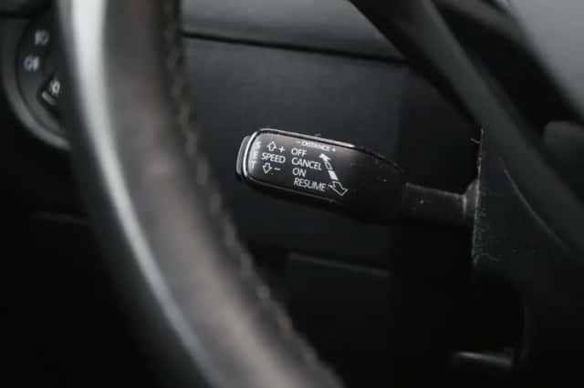 Škoda Octavia (2017) thumbnail 19