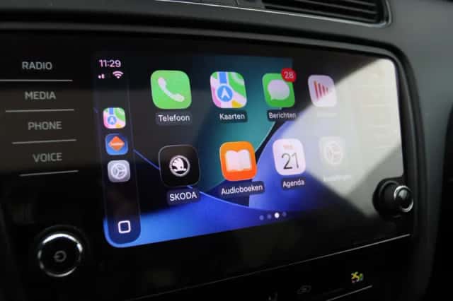 Škoda Octavia (2017) thumbnail 29
