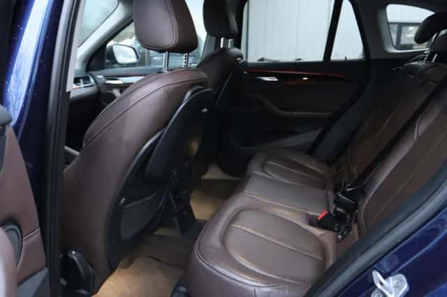 BMW X1 (2016) thumbnail 13