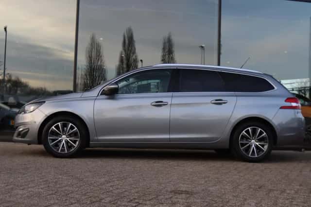 Peugeot 308 (2016) thumbnail 13