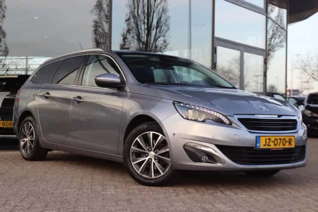 Peugeot 308 (2016) thumbnail 8