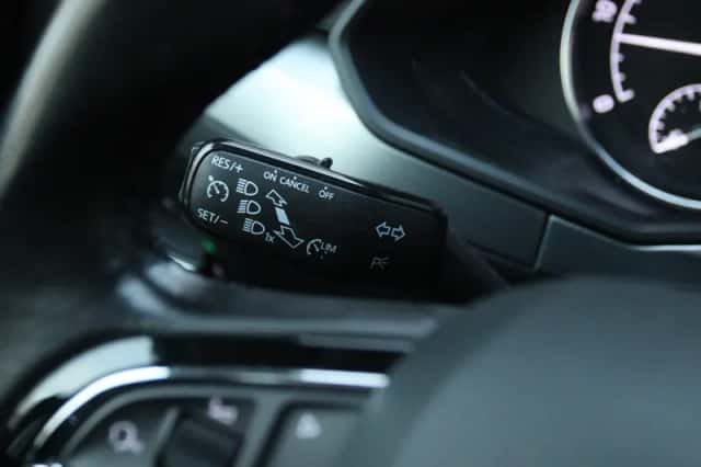 Škoda Superb (2018) thumbnail 20
