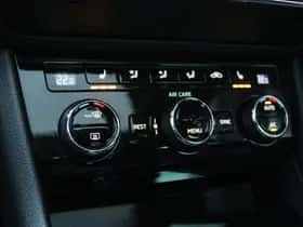 Škoda Superb (2018) thumbnail 24