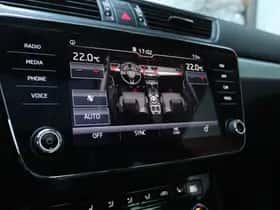 Škoda Superb (2018) thumbnail 33