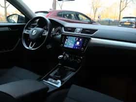 Škoda Superb (2018) thumbnail 7