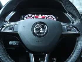 Škoda Superb (2019) thumbnail 21