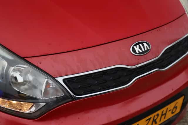 Kia Rio (2013) thumbnail 22