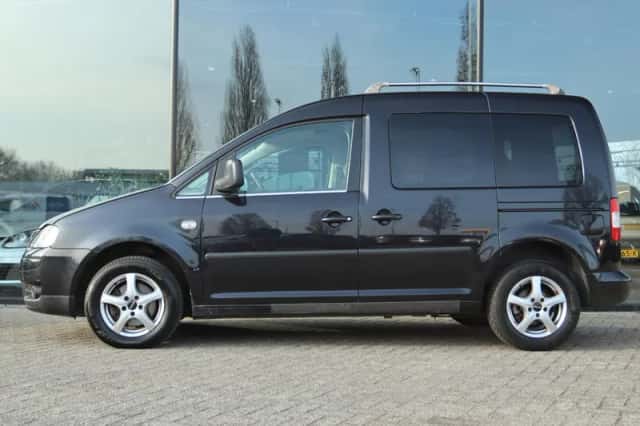 Volkswagen Caddy (2007) thumbnail 11
