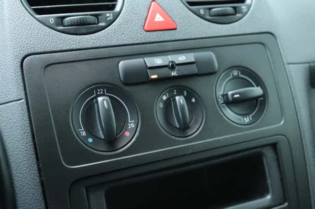 Volkswagen Caddy (2007) thumbnail 14
