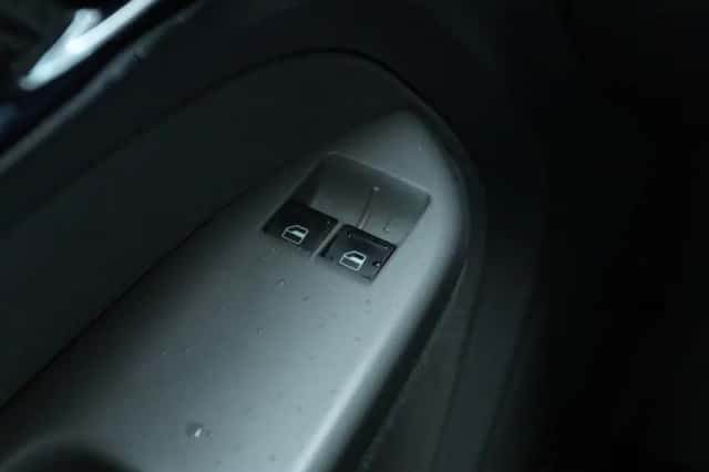 Volkswagen Caddy (2007) thumbnail 16
