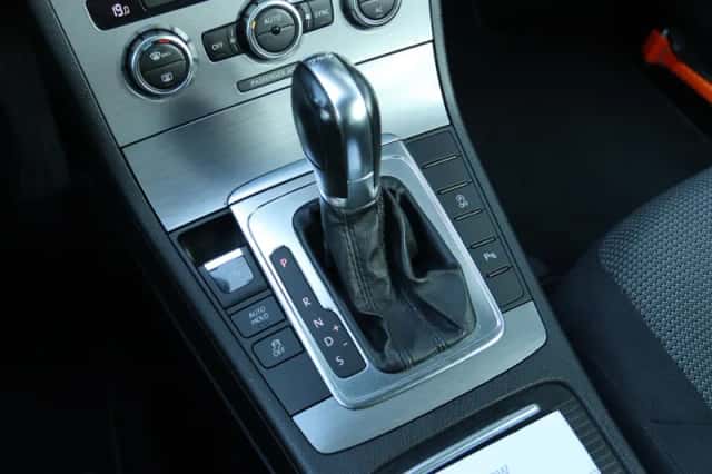 Volkswagen Passat (2012) thumbnail 19