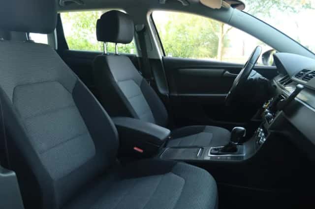 Volkswagen Passat (2012) thumbnail 4