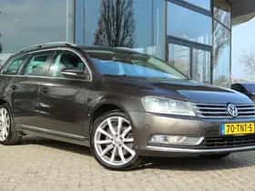 Volkswagen Passat (2012) thumbnail 6