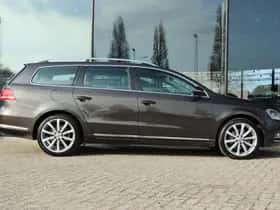 Volkswagen Passat (2012) thumbnail 7