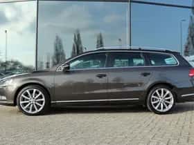 Volkswagen Passat (2012) thumbnail 10