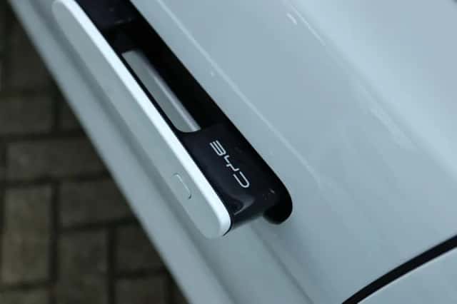 BYD Seal (2024) thumbnail 13