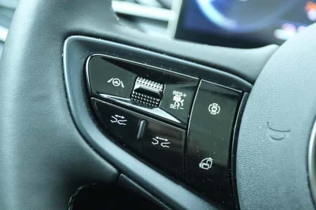 BYD Seal (2024) thumbnail 23