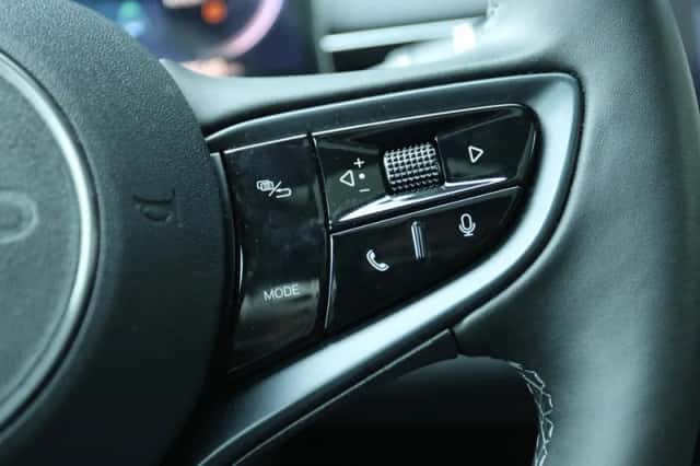 BYD Seal (2024) thumbnail 24