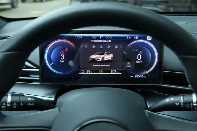 BYD Seal (2024) thumbnail 25