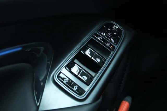 BYD Seal (2024) thumbnail 30