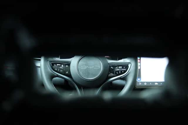BYD Seal (2024) thumbnail 41
