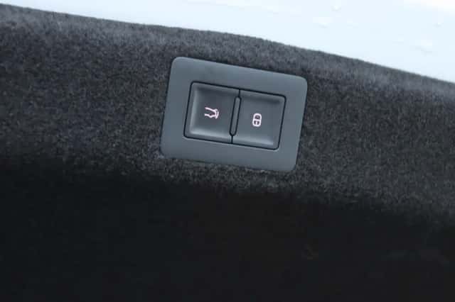 BYD Seal (2024) thumbnail 42