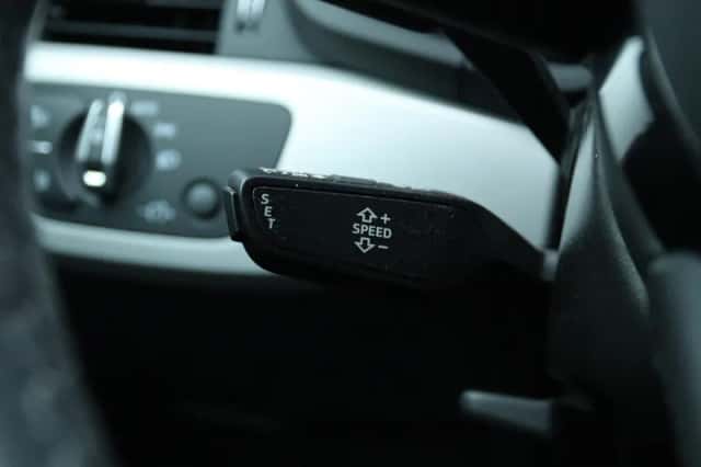Audi A4 (2022) thumbnail 23