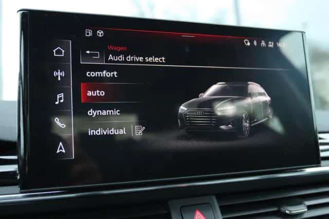 Audi A4 (2022) thumbnail 31