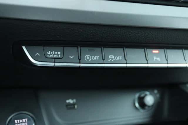 Audi A4 (2022) thumbnail 40