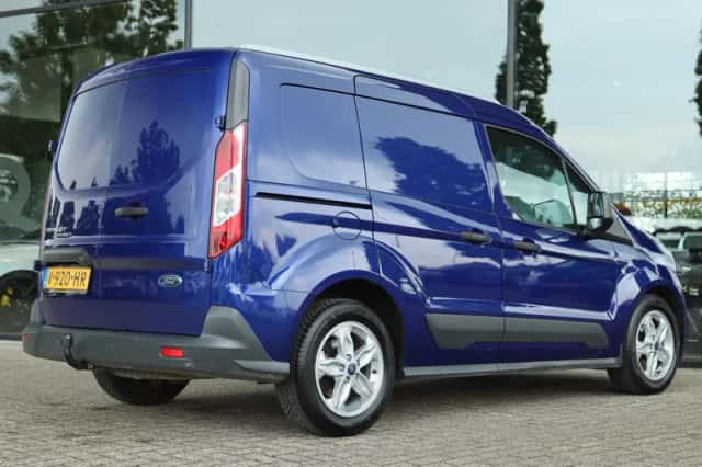 Ford Transit (2017) thumbnail 2