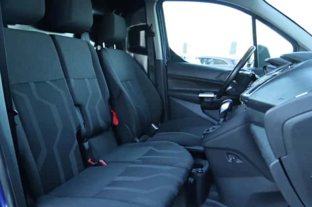 Ford Transit (2017) thumbnail 4