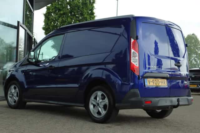 Ford Transit (2017) thumbnail 10