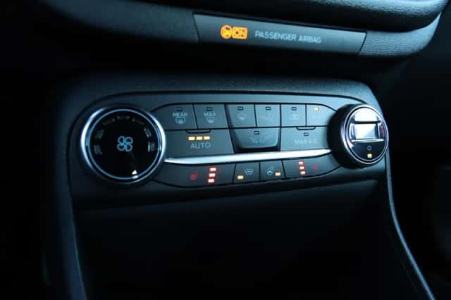Ford Fiesta (2020) thumbnail 6