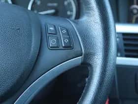 BMW 3-Serie (2010) thumbnail 18