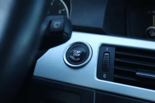 BMW 3-Serie (2010) thumbnail 19