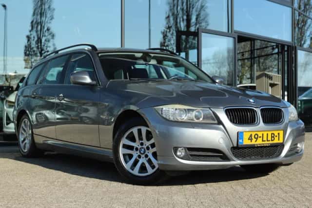 BMW 3-Serie (2010) thumbnail 6