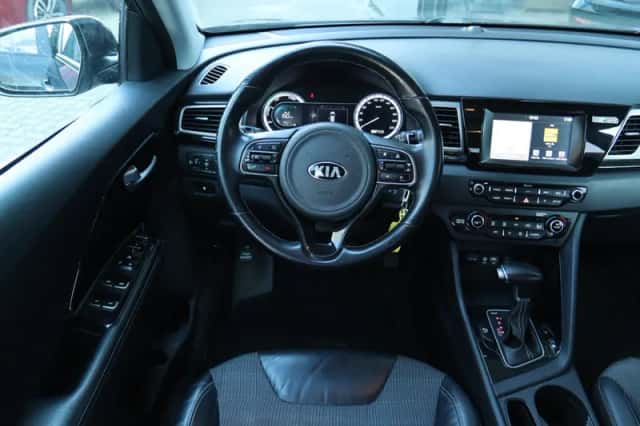 Kia Niro (2018) thumbnail 15