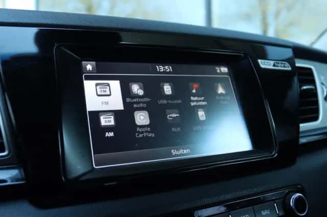 Kia Niro (2018) thumbnail 25