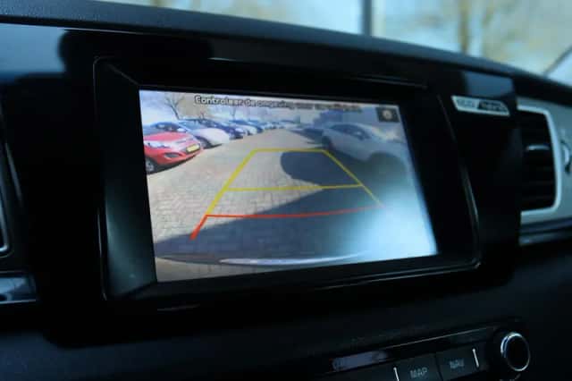 Kia Niro (2018) thumbnail 5