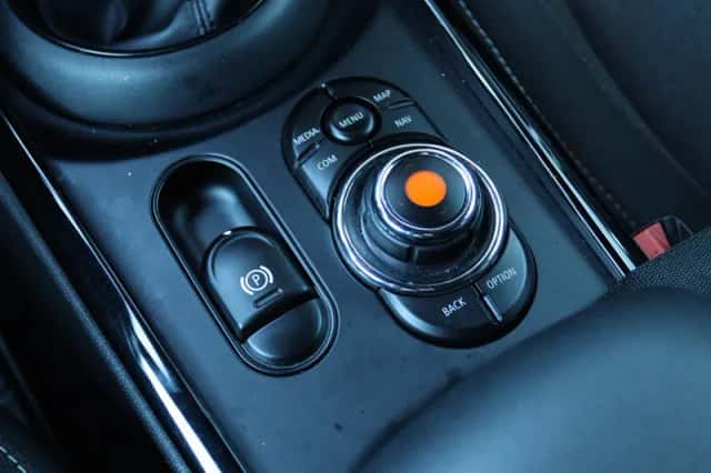 MINI Clubman (2020) thumbnail 23