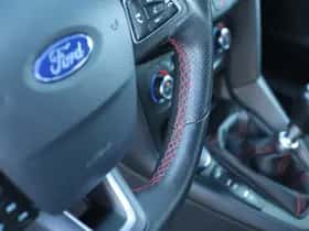 Ford Focus (2016) thumbnail 32